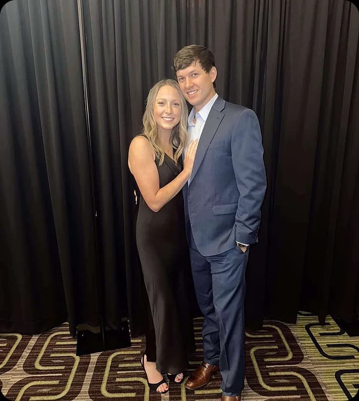 Dustin & Sydney, Merger customer